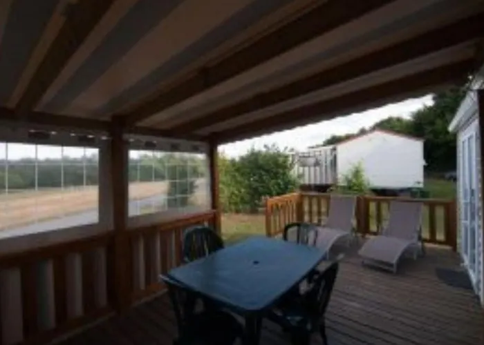 Campsite Mobil-home Avec Terrasse - 6 Pers. - Api-1-52-2015 Maulevrier