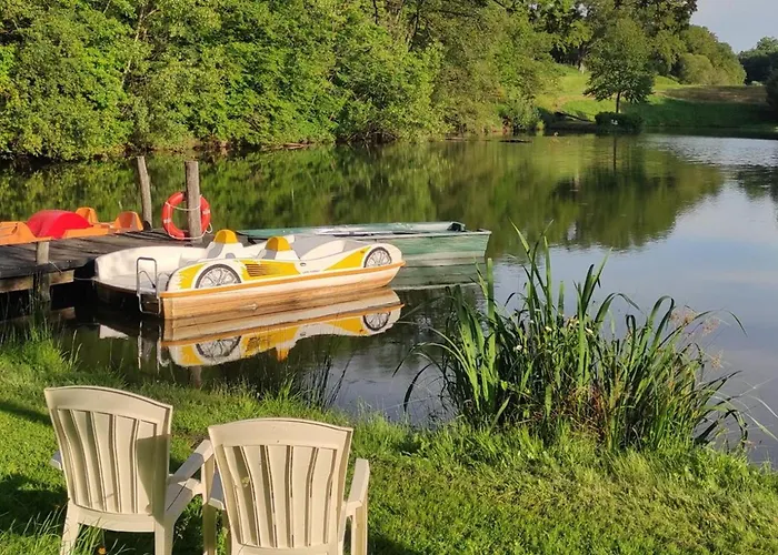 Mobil-home Avec Terrasse - 6 Pers. - Api-1-52-2015 Campsite