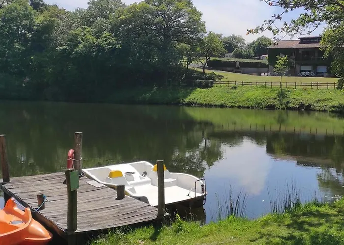 Mobil-home Avec Terrasse - 6 Pers. - Api-1-52-2015 Campsite