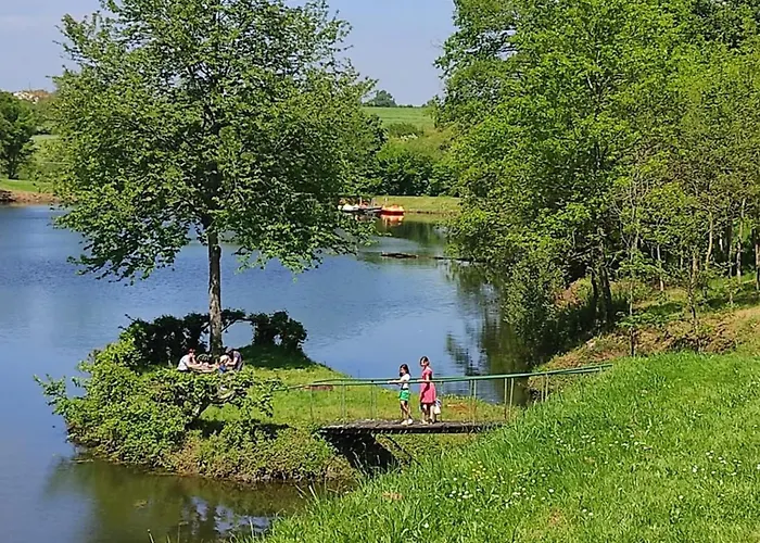 Mobil-home Avec Terrasse - 6 Pers. - Api-1-52-2015 *